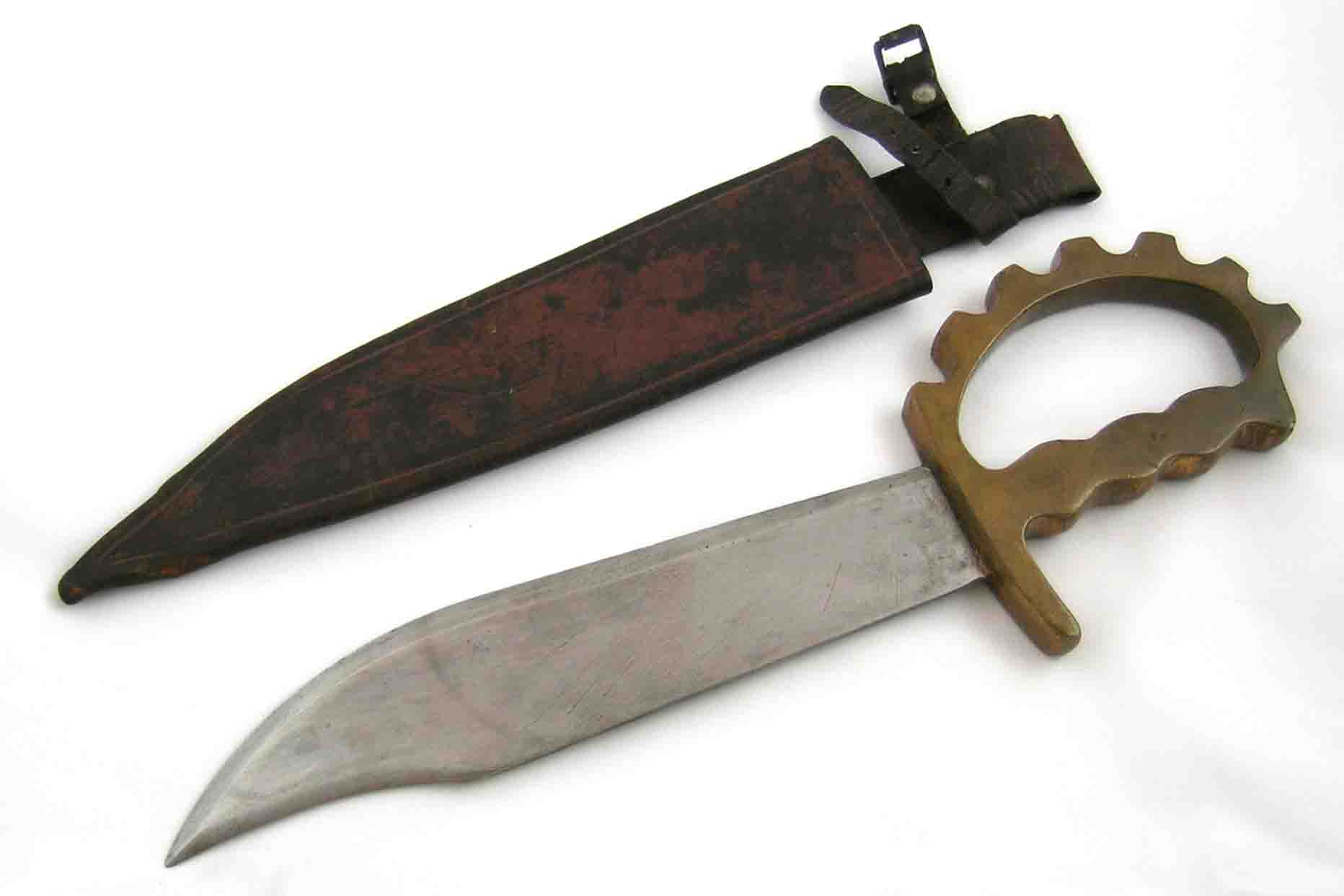 Australian ? Knuckle knife real or Memorex?